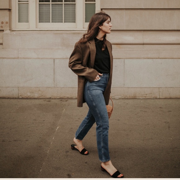 The Territory Ahead Oversized Brown Blazer - Picture 2 of 14